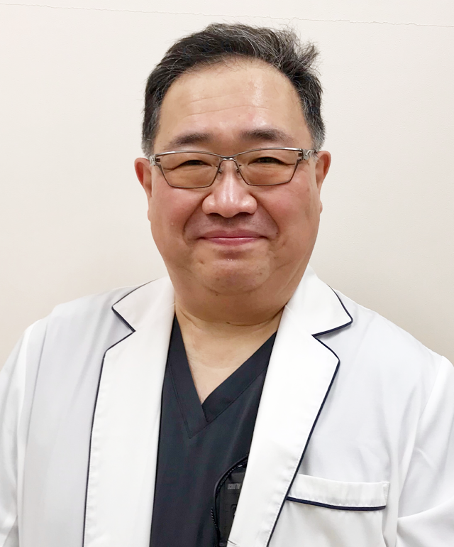 副院長兼手外科センター長兼整形外科科長　三浦　一志（みうら　ひとし）